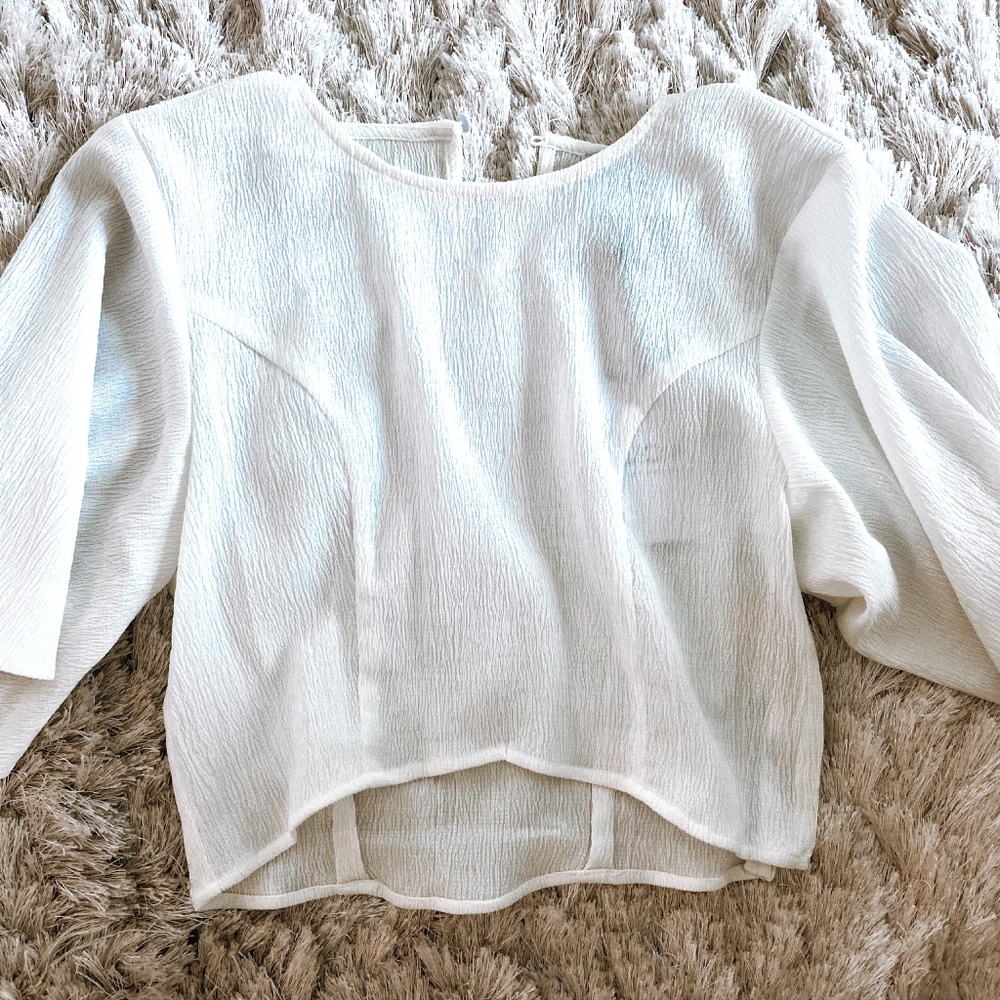 Cutest White Crop